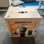 Nespresso Vertuo Next, Witgoed en Apparatuur, Koffiezetapparaten, Ophalen of Verzenden, Zo goed als nieuw, Koffiemachine, Koffiepads en cups