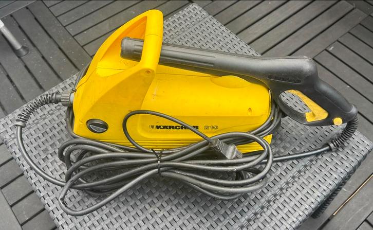 Defecte Kärcher 210 hogedrukreiniger voor onderdelen, Tuin en Terras, Hogedrukreinigers, Gebruikt, Elektrisch, Ophalen