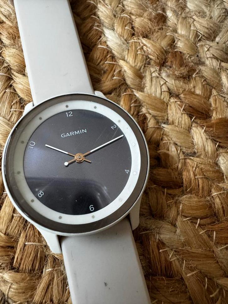 Garmin Vivomove Sport, Sieraden, Tassen en Uiterlijk, Smartwatches, Gebruikt, Android, Wit, Afstand, Waterdicht, Ophalen of Verzenden