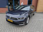 Volkswagen PASSAT 1.4 T. GTE C.S. PL, ADAP Cruise, Navi, Sto, Gebruikt, 4 cilinders, 157 pk, Blauw