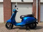 Vespa Sprint 4V 2015, Fietsen en Brommers, Benzine, Overige modellen, Maximaal 45 km/u, 50 cc