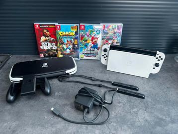 Nintendo Switch OLED + Games beschikbaar voor biedingen