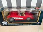 Chevrolet Corvette 1957 1:18 schaalmodel, Ophalen of Verzenden, Zo goed als nieuw, Auto, Bburago