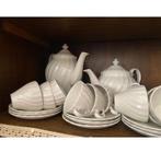 Servies Johnson Brothers, Huis en Inrichting, Keuken | Servies, Ophalen of Verzenden, Zo goed als nieuw, Porselein, Overige stijlen