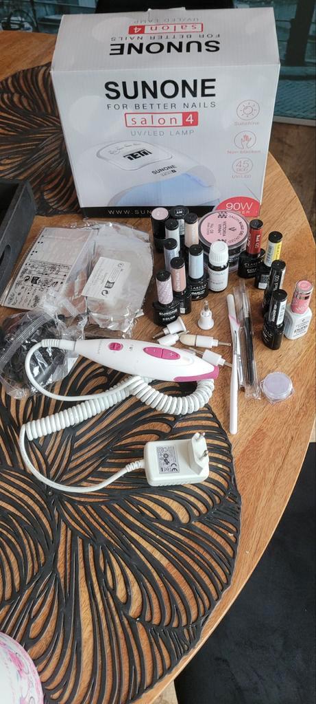 Complete Nagelset - Sunone & Medisana, Sieraden, Tassen en Uiterlijk, Uiterlijk | Cosmetica en Make-up, Zo goed als nieuw, Make-up