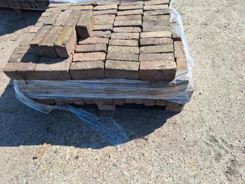 TE KOOP 3,5 M2 GEBAKKEN KLINKERS 7-DUIMERS beschikbaar voor biedingen