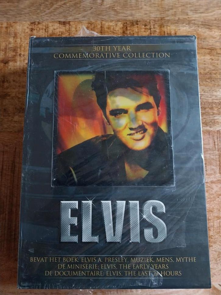 Elvis Boek & DVD Box - Commemorative Collection, Cd's en Dvd's, Cd's | Pop, Ophalen of Verzenden
