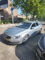 Volvo V60 Summum – 2013 – Dealer onderhouden – Full options, Auto's, Volvo, Zwart, Particulier, Zilver of Grijs, Voorwielaandrijving
