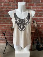 Mooie top maat S/M, Maat 38/40 (M), Douwenmaat 8-3 Meppel, Info@again.nu, Beige