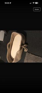 Rieten babynestje met matras - zo goed als nieuw!, Sieraden, Tassen en Uiterlijk, Tassen | Damestassen, Ophalen, Zo goed als nieuw