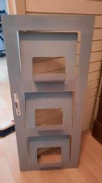 Ikea metalen wandrek tbv tijdschriften  SKRISSEL, Ophalen, Gebruikt, Metaal, Cd's
