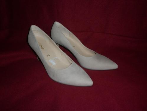 pumps maat 41 merk : Gabor, Kleding | Dames, Schoenen, Zo goed als nieuw, Pumps, Grijs, Ophalen of Verzenden