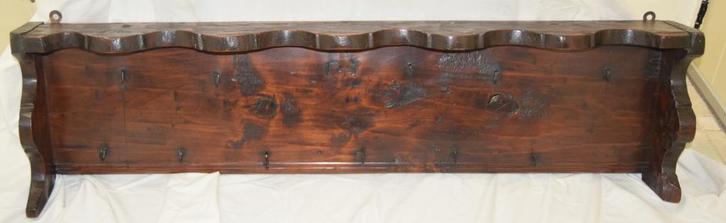 Antiek 18e eeuws notenhouten Spaans wandrek / kapstok, Antiek en Kunst, Antiek | Overige Antiek, Ophalen