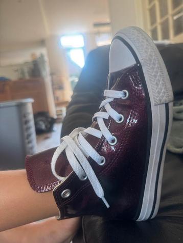 Allstars nieuwe schoenen beschikbaar voor biedingen