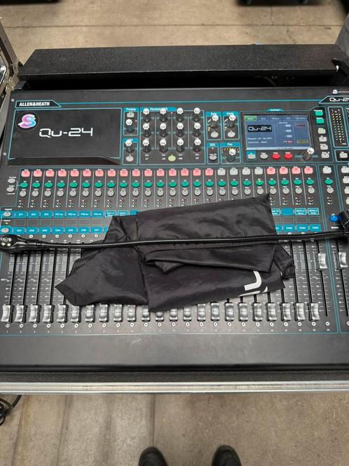Allen & Heath QU-24, Muziek en Instrumenten, Mengpanelen, Gebruikt, 20 kanalen of meer, Ophalen