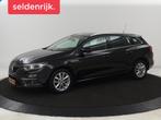 Renault Mégane 1.5 dCi Limited | Camera | Navigatie | Half, Voorwielaandrijving, Gebruikt, 4 cilinders, Leder en Stof