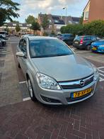 Opel Astra 1.6 16V 5D 85KW 2007 Grijs, Auto's, Voorwielaandrijving, 15 km/l, 4 cilinders, 635 kg