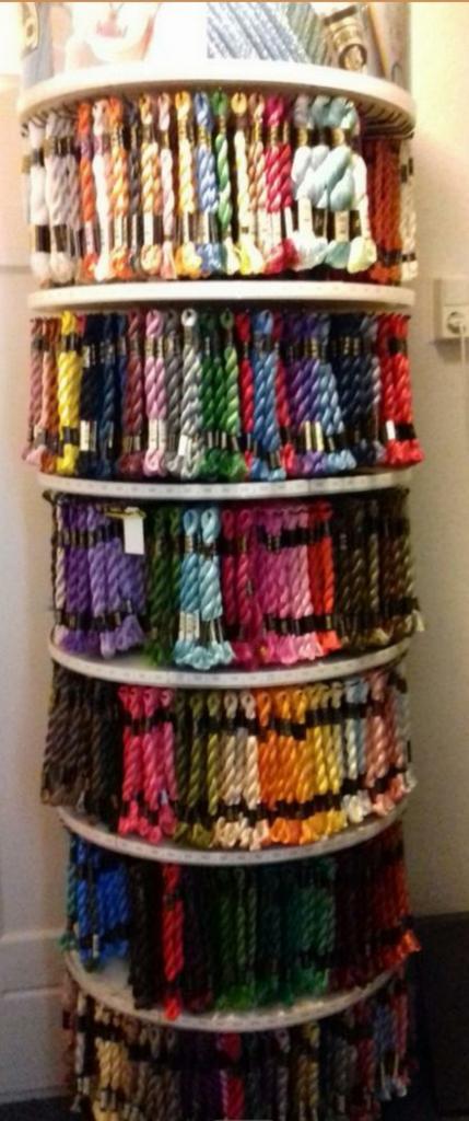 Dmc Perlé 5 zwartlabel borduurgaren/borduurzijde, Hobby en Vrije tijd, Borduren en Borduurmachines, Nieuw, Borduurgaren of Zijde