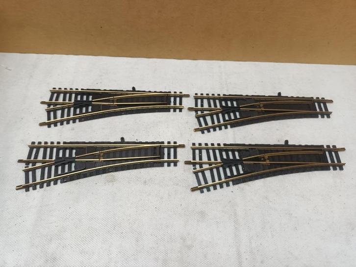 FLEISCHMANN  4 X  WISSELS LEIDEND  6044  PER STUK 6.00 euro, Hobby en Vrije tijd, Modeltreinen | H0, Gebruikt, Rails, Gelijkstroom