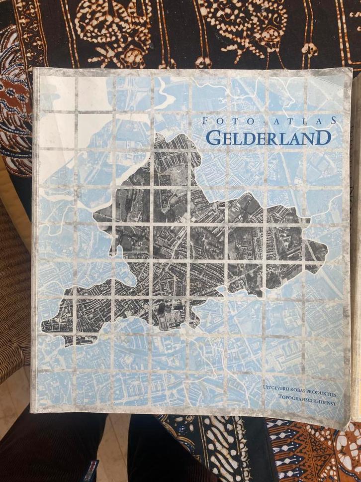 2 gedetailleerde luchtFoto Atlassen Gld en Nrd-Brbt, Boeken, Atlassen en Landkaarten, Gelezen, Landkaart, Nederland, 1800 tot 2000