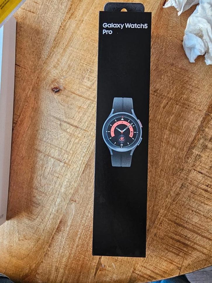 Samsung Galaxy Watch 5 Pro, Sieraden, Tassen en Uiterlijk, Smartwatches, Zo goed als nieuw, Android, Zwart, Afstand, Calorieverbanding