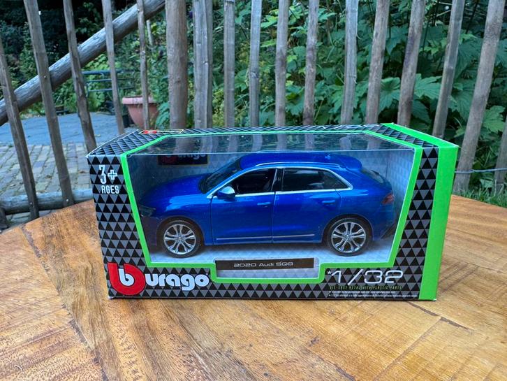 Audi S Q8 modelauto Bburago, Hobby en Vrije tijd, Modelauto's | 1:32, Zo goed als nieuw, Overige merken, Ophalen of Verzenden