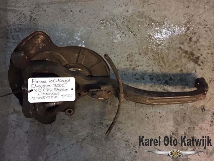 Fusee inclusief kogel linksvoor Chrysler 300C, Auto-onderdelen, Ophanging en Onderstel, Gebruikt, Ophalen of Verzenden