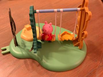 Peppa pig speeltuin schommel beschikbaar voor biedingen