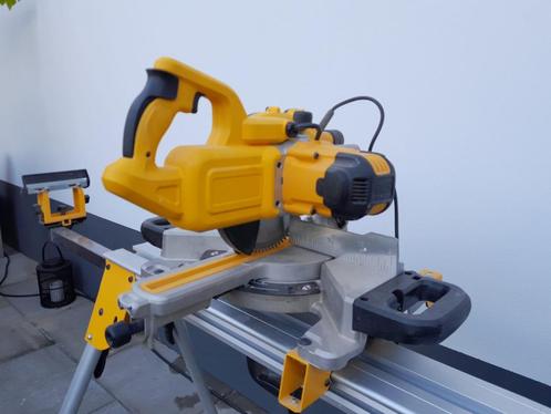 Afkort zaag + onderstel, Doe-het-zelf en Verbouw, Gereedschap | Zaagmachines, Zo goed als nieuw, Afkortzaag, 1200 watt of meer