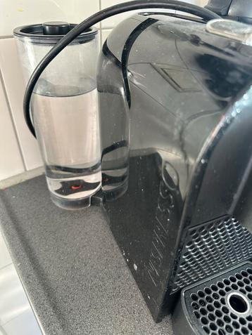 Nespresso magimix Koffiemachine met Melkopschuimer beschikbaar voor biedingen