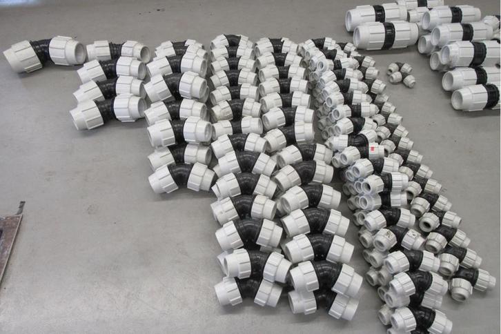 Plasson  KlemKoppelingen/tyleenkoppeling/diverse koppelingen, Doe-het-zelf en Verbouw, Buizen en Afvoer, Zo goed als nieuw, Bochten