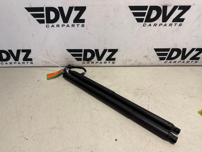 Set Gasdempers Achterklep van een Volkswagen Golf, Auto-onderdelen, Carrosserie en Plaatwerk, Volkswagen, Gebruikt, 3 maanden garantie