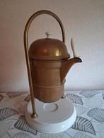 Antieke koperen / messing koffiepercolator met standaard, Ophalen