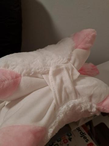 Kussen eenhoorn beschikbaar voor biedingen