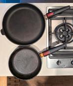 Nowo Woll 24 & 32 cm, Ophalen, Gebruikt, Gietijzer, Pannenset
