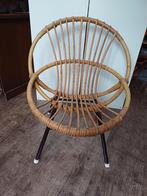 Rotan kinderstoeltje vintage, Kinderen en Baby's, Kinderkamer | Tafels en Stoelen, Ophalen, Gebruikt, Stoel(en)