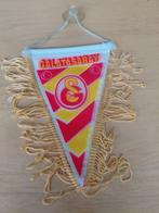 Vaan Galatasaray SK, 15 cm bij 11 cm. in goede staat., Verzenden, Zo goed als nieuw, Buitenlandse clubs, Vaantje of Sjaal