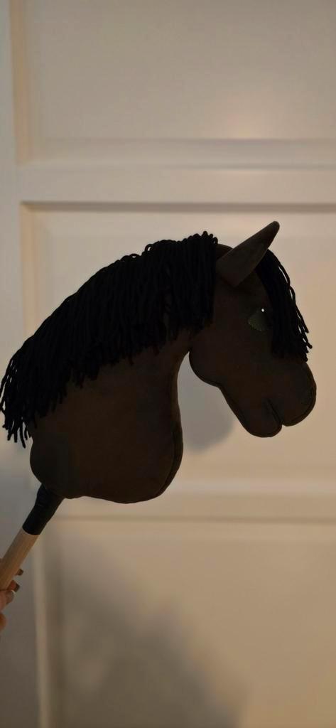 SBN Hobbyhorse donkerbruin, Hobby en Vrije tijd, Overige Hobby en Vrije tijd, Nieuw, Ophalen of Verzenden