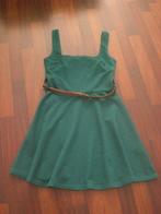 Mooie groene jurk met riem. Maat 36, Groen, Ophalen of Verzenden, Zo goed als nieuw, Maat 36 (S)