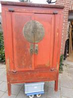 * Oude Chinese Bruidskast, Ophalen