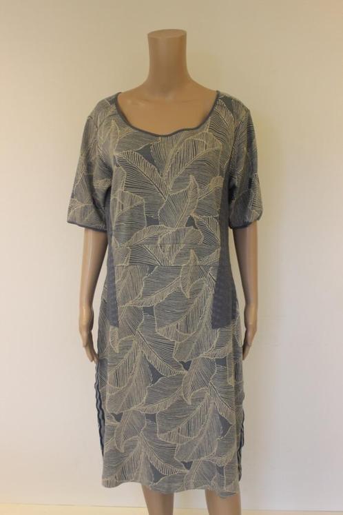 Didi lichtblauwe/beige jurk maat XXL, Kleding | Dames, Jurken, Zo goed als nieuw, Maat 46/48 (XL) of groter, Beige, Onder de knie