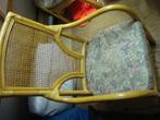 4 Stoelen met kussen aan het zien is het bamboe, Ophalen, Gebruikt