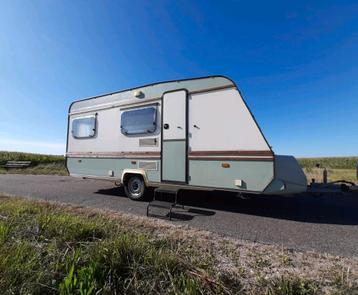 Stijlvol gepimpte Adria 4259 TL! beschikbaar voor biedingen