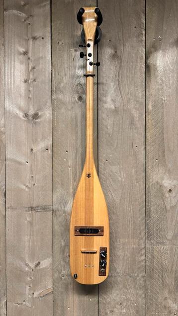 Slide Gitaar - Pedal Gitaar Stijl beschikbaar voor biedingen