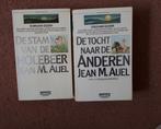 72.. 2 x jean auel, Boeken, Fantasy, Ophalen of Verzenden