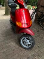 Piaggio Zip Fastrider 50cc duitse papieren, Fietsen en Brommers, Scooters | Piaggio, Ophalen, Zo goed als nieuw, Zip
