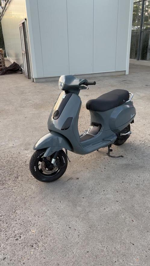 Vespa lx50 c38 2 takt TE RUIL, Fietsen en Brommers, Scooters | Vespa, Gebruikt, Vespa LX, Maximaal 25 km/u, Tweetakt, Ophalen