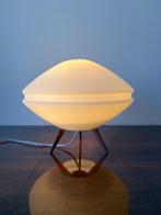 Vintage UFO tafellamp – hout & glas, Ophalen, Gebruikt, Vintage - Mid Century, Minder dan 50 cm