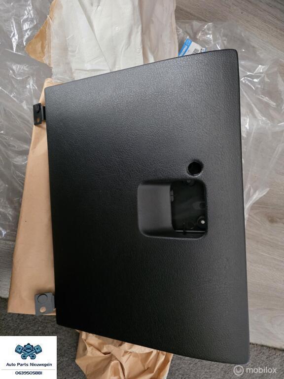 Dashboardkastje grijs Mazda MX-5 I ('90-'99) NA01-63-030E, Auto-onderdelen, Dashboard en Schakelaars, Mazda, Nieuw, Ophalen of Verzenden