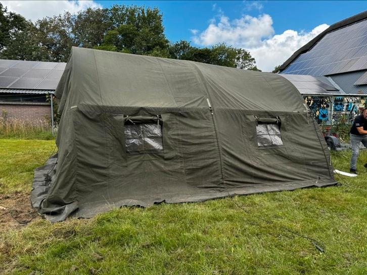 Legertent doek 5,5x5,5.  KOOPJE. 75€ leger tent festival, Caravans en Kamperen, Tenten, Zo goed als nieuw, Ophalen